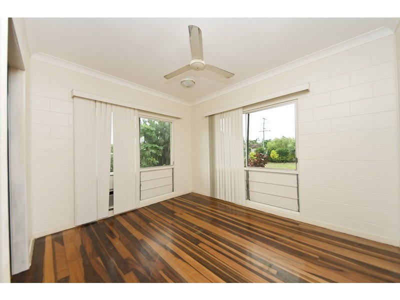 82-84 Toogood Road, Woree QLD 4868