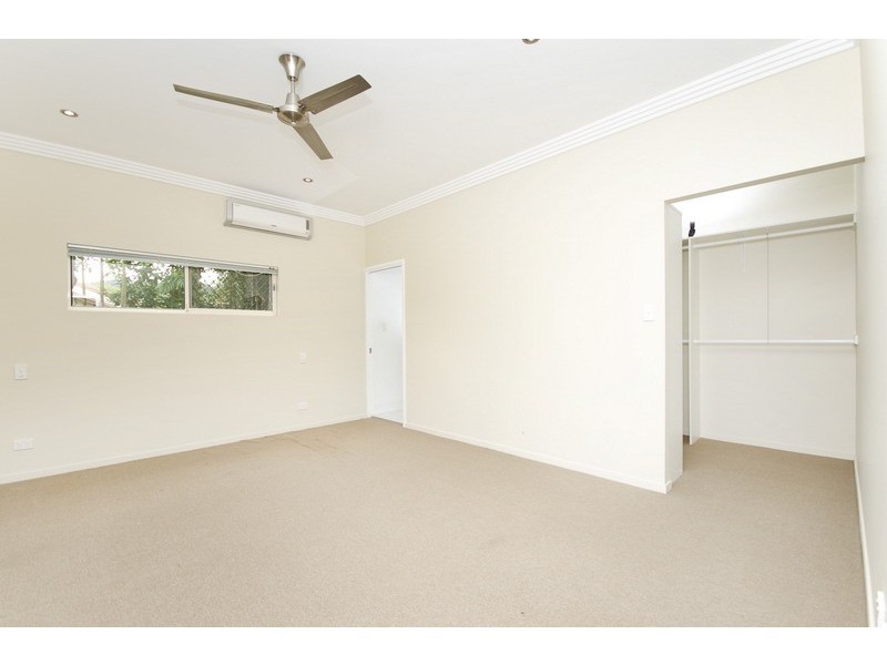 18 Meander Close, Brinsmead QLD 4870