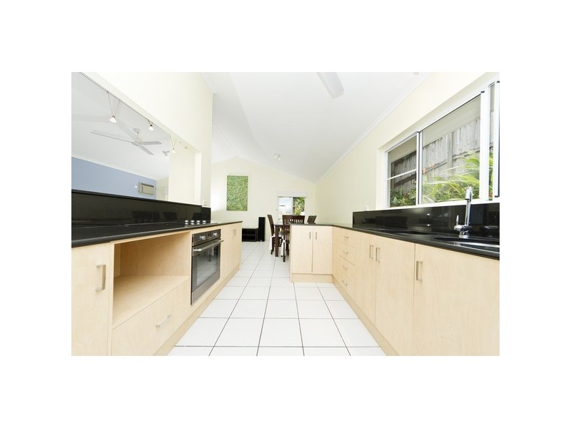 126 Hobson Drive, Brinsmead QLD 4870