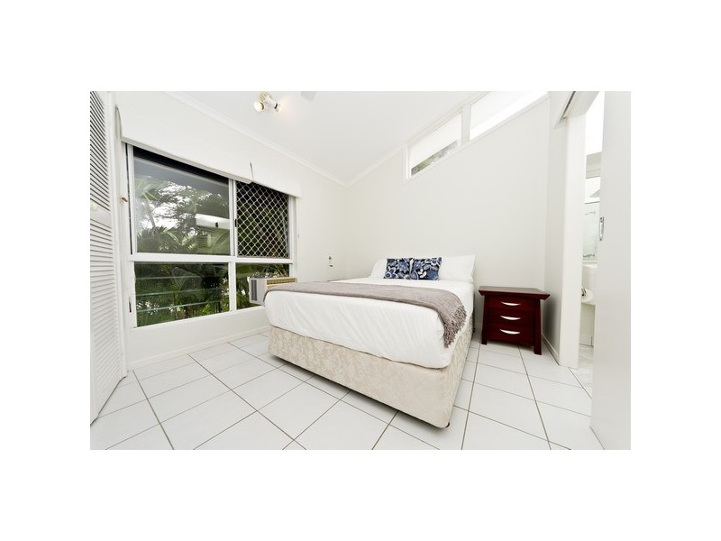 126 Hobson Drive, Brinsmead QLD 4870