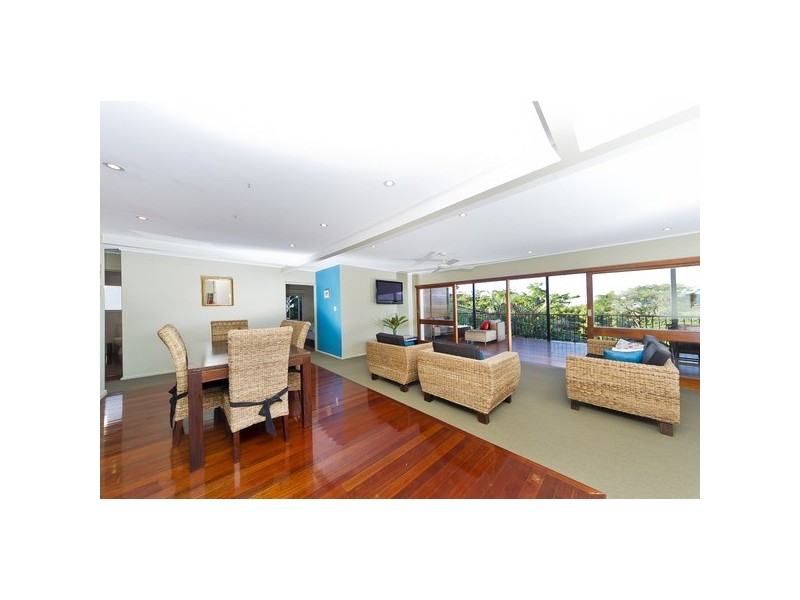 32 Bellevue Crescent, Edge Hill QLD 4870