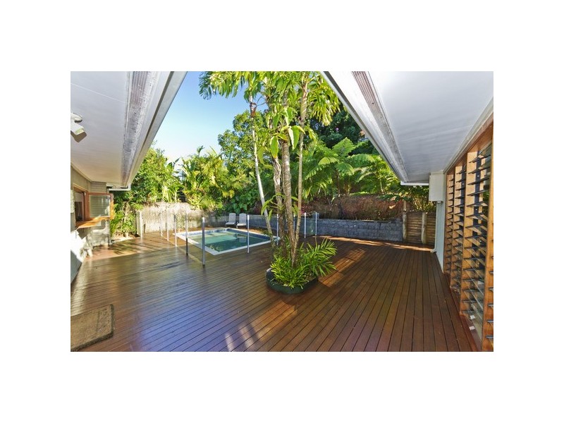 32 Bellevue Crescent, Edge Hill QLD 4870