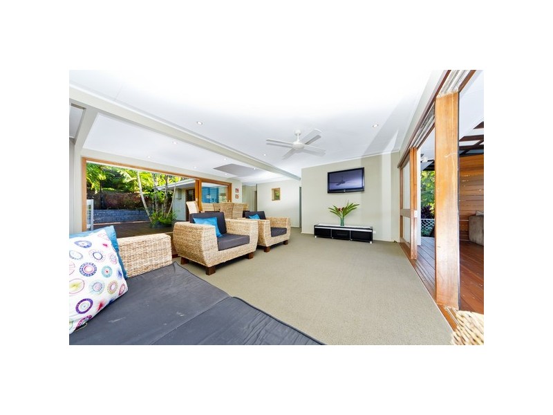 32 Bellevue Crescent, Edge Hill QLD 4870