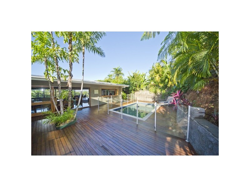 32 Bellevue Crescent, Edge Hill QLD 4870