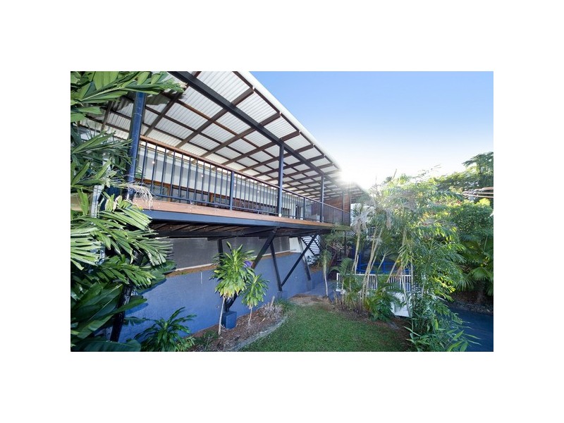 32 Bellevue Crescent, Edge Hill QLD 4870