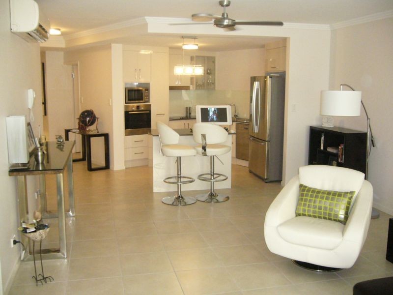 210/114 Abbott Street, Cairns City QLD 4870