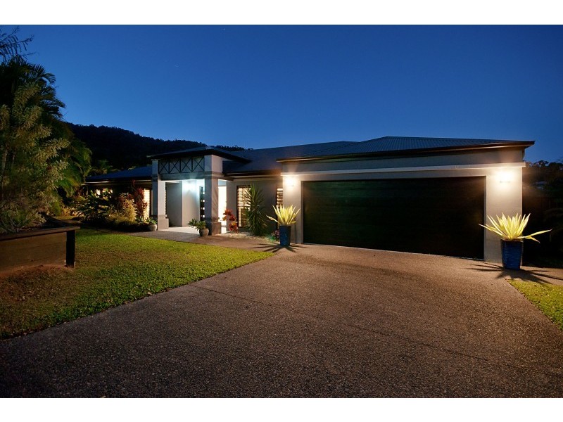10 Kawana Street, Caravonica QLD 4878