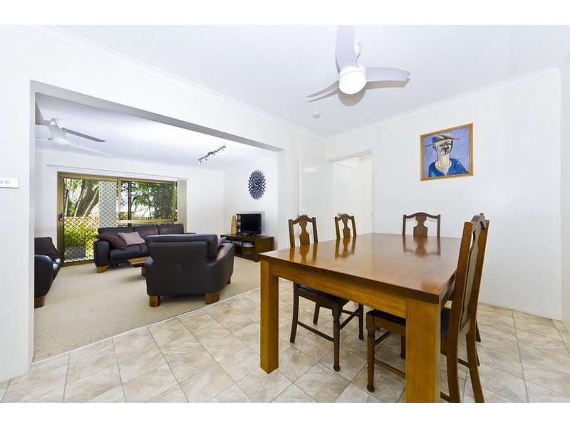 10 HOBSON DRIVE, Brinsmead QLD 4870