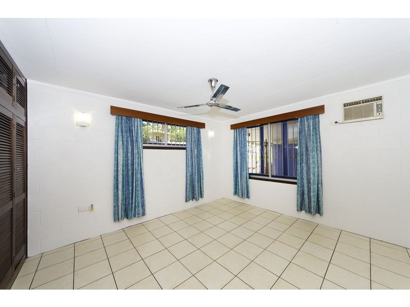 24 Duignan Street, Whitfield QLD 4870