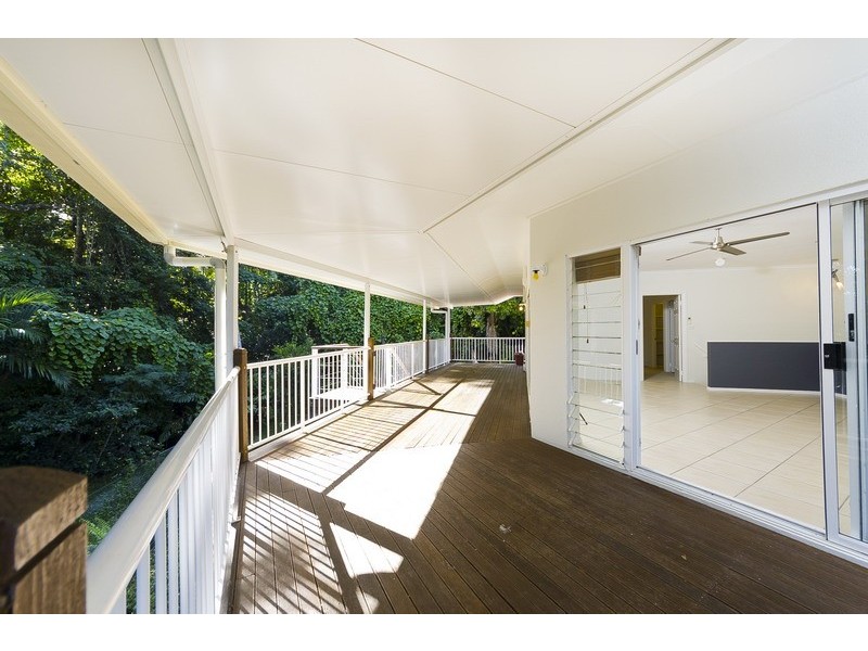 4 McGuane Close, Brinsmead QLD 4870