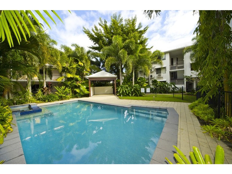 17/351 Lake Street, Cairns North QLD 4870
