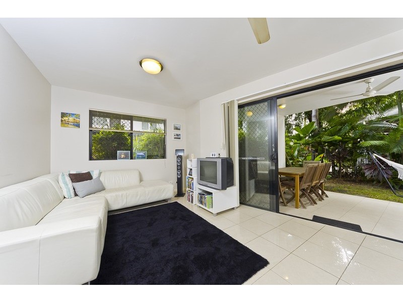 17/351 Lake Street, Cairns North QLD 4870