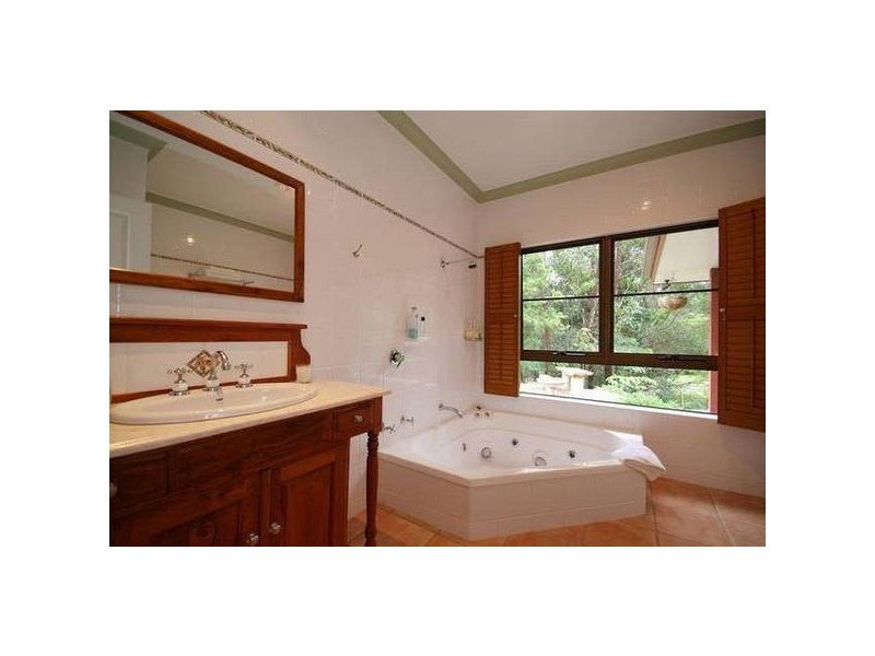 135 Stoney Creek Road, Kuranda QLD 4881