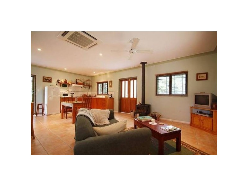 135 Stoney Creek Road, Kuranda QLD 4881