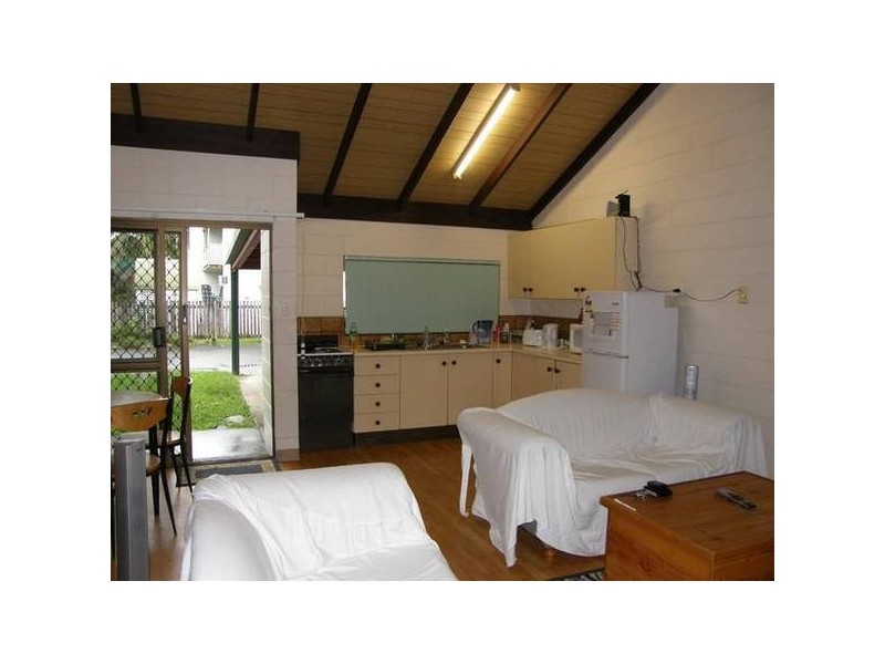 4/6 Maytown Close, Manoora QLD 4870