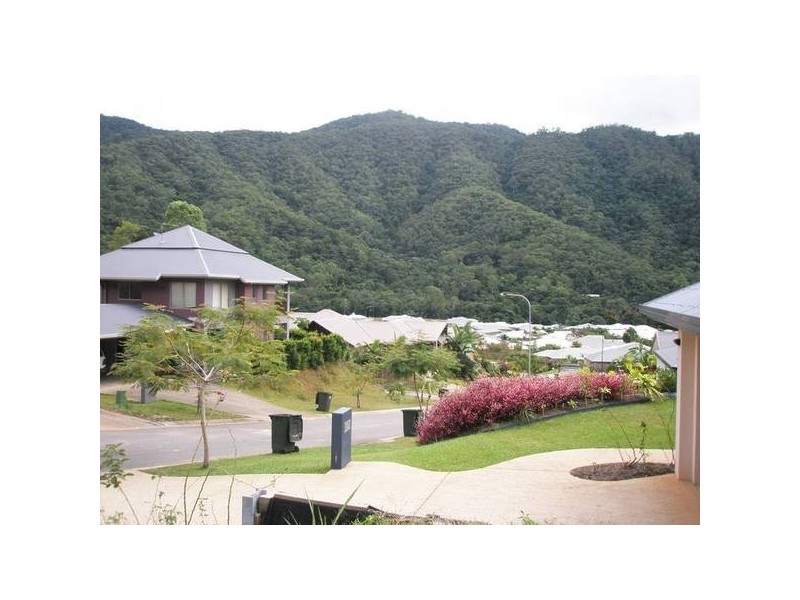 19 WillieMing Close, Redlynch QLD 4870