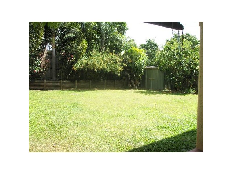 3 Tradewinds Close, Redlynch QLD 4870