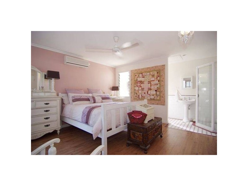 9 Gummow Close, Whitfield QLD 4870