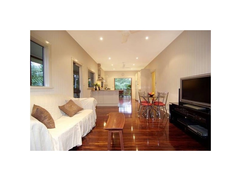 11 Gummow Close, Whitfield QLD 4870