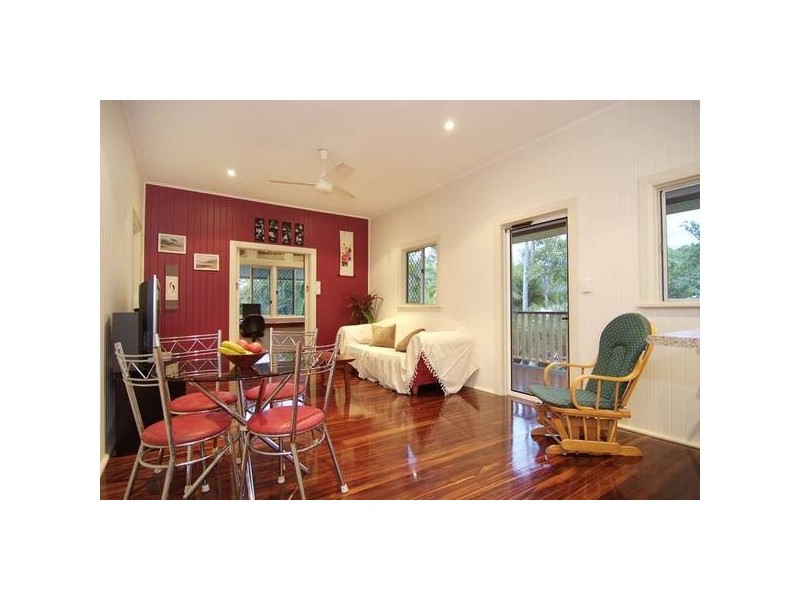 11 Gummow Close, Whitfield QLD 4870