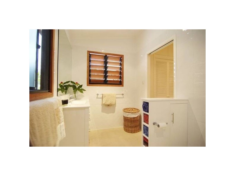 11 Gummow Close, Whitfield QLD 4870