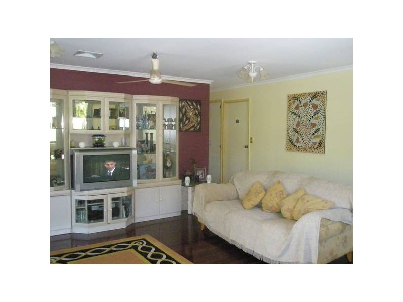 7 Hobson Drive, Brinsmead QLD 4870