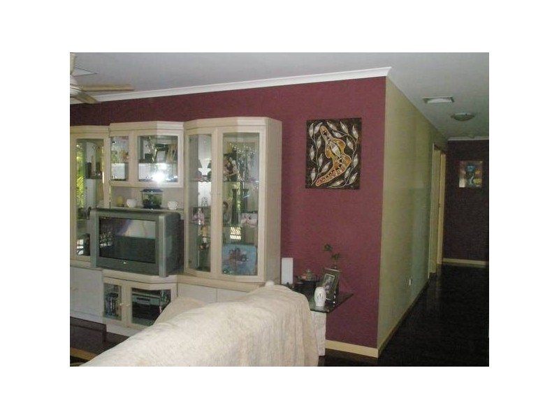 7 Hobson Drive, Brinsmead QLD 4870