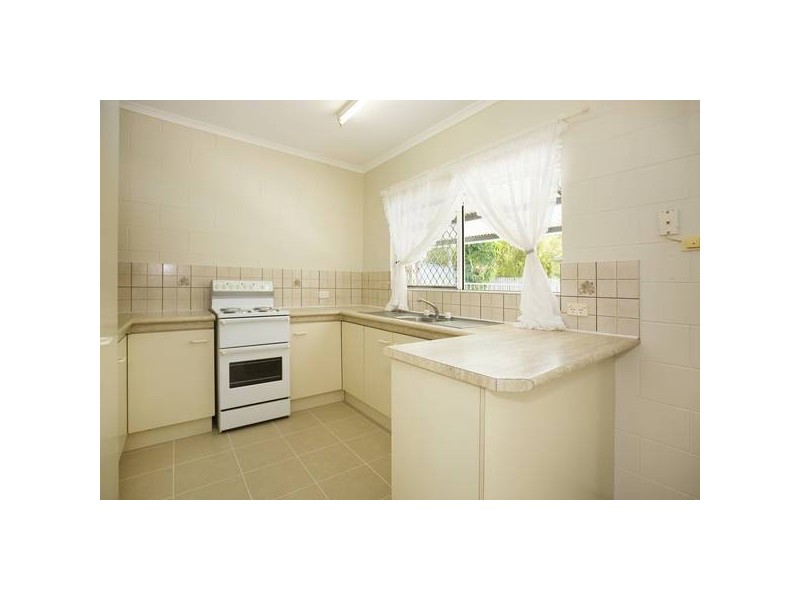1/11 Nesbit Street, Whitfield QLD 4870
