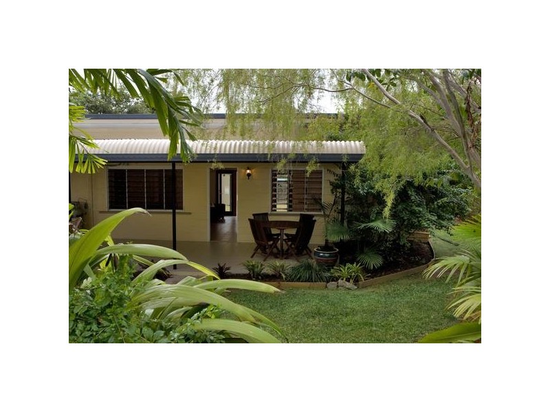 46 Atherton Street, Whitfield QLD 4870
