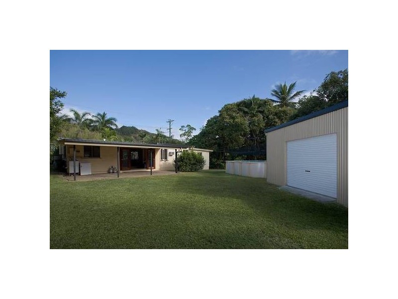 46 Atherton Street, Whitfield QLD 4870