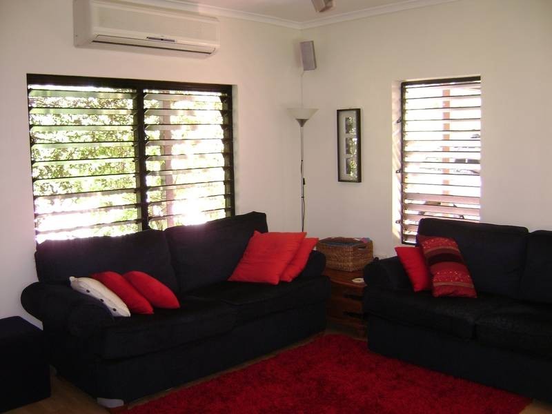 10 Rogers Close, Whitfield QLD 4870