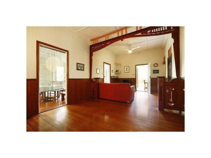 3 Chatham Tce, Smithfield QLD 4878