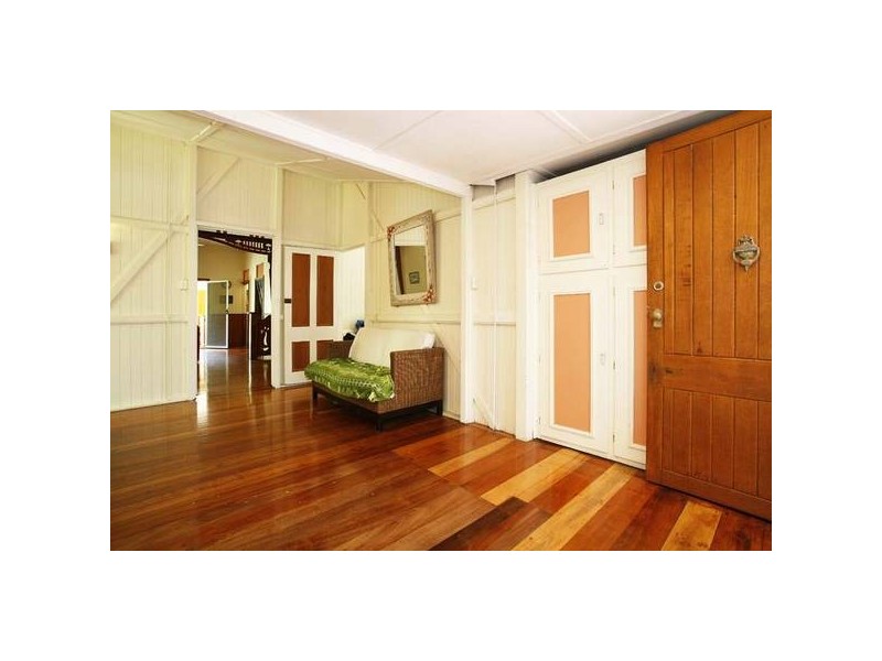 3 Chatham Tce, Smithfield QLD 4878