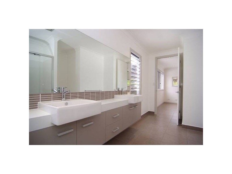 38 Greendale Close, Brinsmead QLD 4870