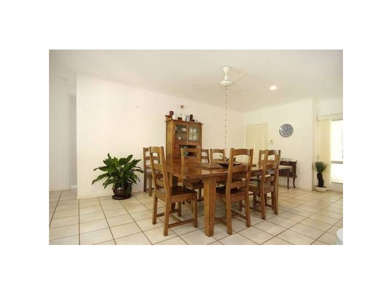 12 Delaney Close, Kanimbla QLD 4870