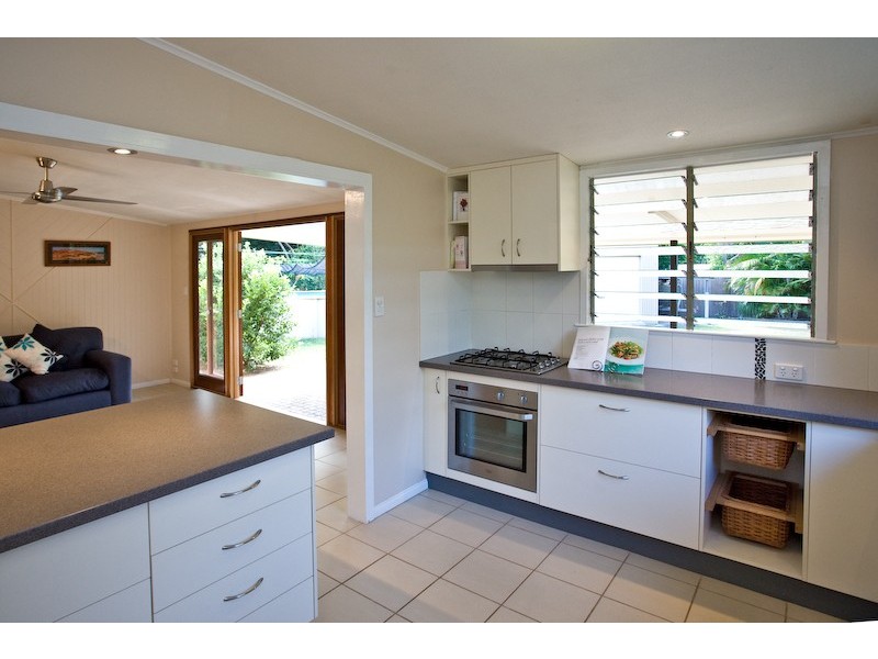 46 Atherton Street, Whitfield QLD 4870