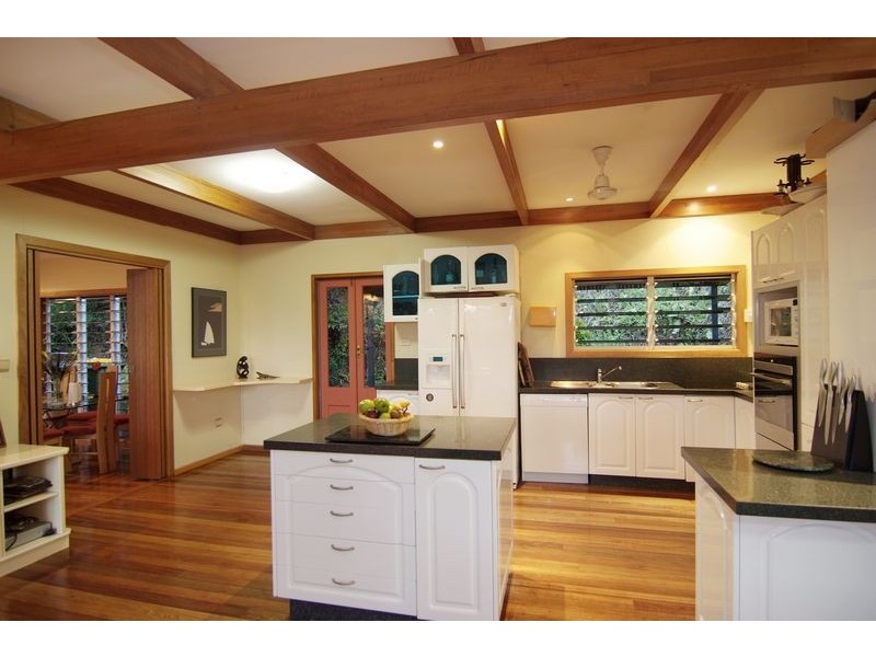 17 Sun Street, Brinsmead QLD 4870