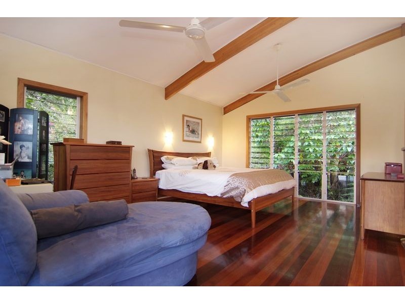 17 Sun Street, Brinsmead QLD 4870