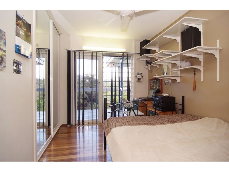 17 Sun Street, Brinsmead QLD 4870