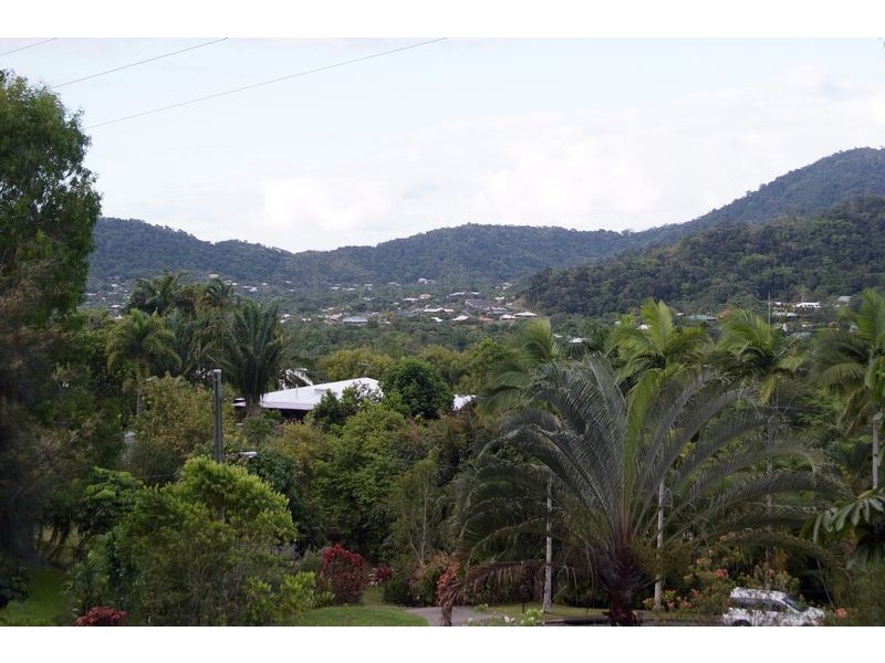 17 Sun Street, Brinsmead QLD 4870