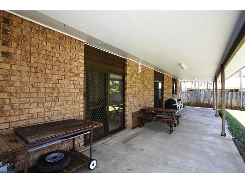 128 Loridan Drive, Brinsmead QLD 4870