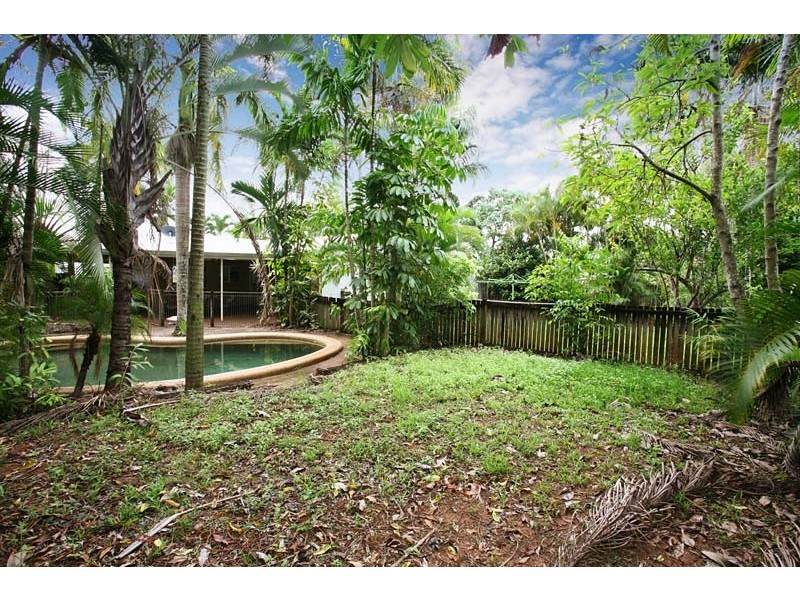 45 Shaws Road, Redlynch QLD 4870