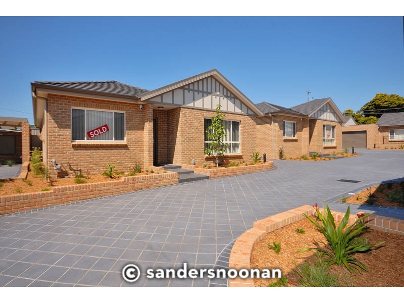 4/6 Waldo Crescent, Peakhurst NSW 2210