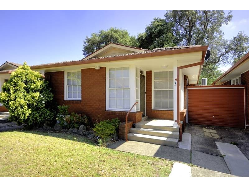 3/848 Forest Rd, Peakhurst NSW 2210