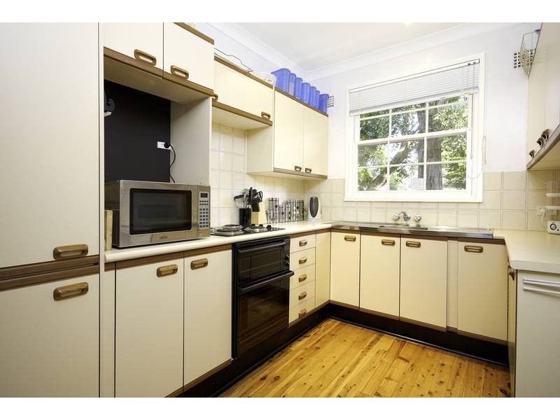 3/848 Forest Rd, Peakhurst NSW 2210