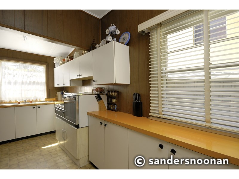 9 Shade Place, Lugarno NSW 2210