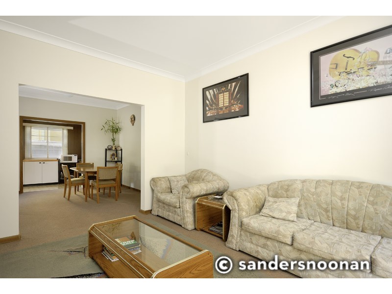 9 Shade Place, Lugarno NSW 2210