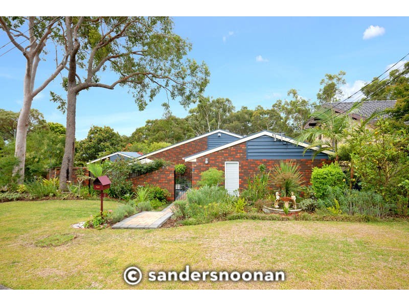 6 Beech Place, Lugarno NSW 2210