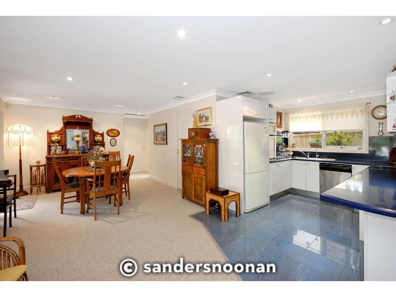 6 Beech Place, Lugarno NSW 2210