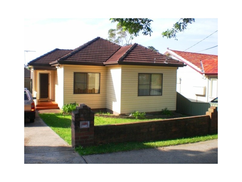 Peakhurst NSW 2210